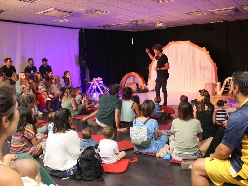 ñas teatro en agosto: foto de nuestro teatro de verano
